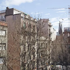 https://go-bcn-residence-sagrada-familia.topbarcelonahotels.com